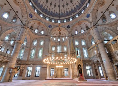 İç düşük açılı çekim Eyüp Sultan Camii, Istanbul, Türkiye