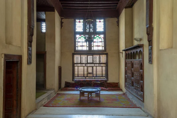 Zimmer im el-sehemy-Haus, einem alten osmanischen Epoche historischen Haus in islamischen Kairo, erbaut 1648, Kairo, Ägypten — Stockfoto