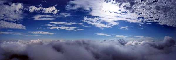 Vista Panorámica Del Amanecer Día Soleado Gran Paisaje Escena Colores — Foto de Stock