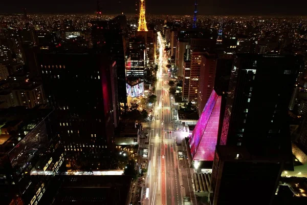 Vista Panorámica Una Avenida Iluminada Sao Paulo Brasil Avenida Paulista — Foto de Stock