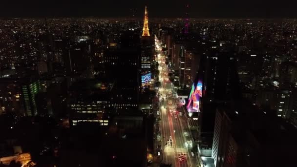 Vista Panorámica Una Avenida Iluminada Sao Paulo Brasil Avenida Paulista — Vídeo de stock