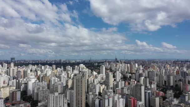 Panoramablick Auf Eine Stadt Bewölkten Tag Tolle Landschaft — Stockvideo
