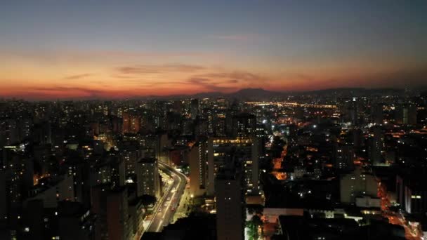 Şehir Yaşamında Günbatımının Panoramik Görüntüsü Harika Manzara — Stok video