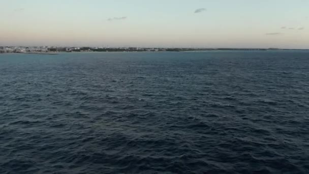 Low Flying Across Choppy Water at Sunrise - 4k Aerial Footage of the Caribbean — Stock video