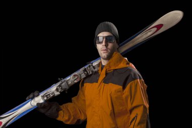 Kayakçı Kayak Takımı tutan