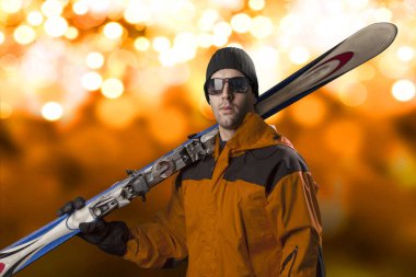 Kayakçı Kayak Takımı tutan