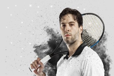 Duman bir patlama dışarı geliyor tenis oyuncusu .