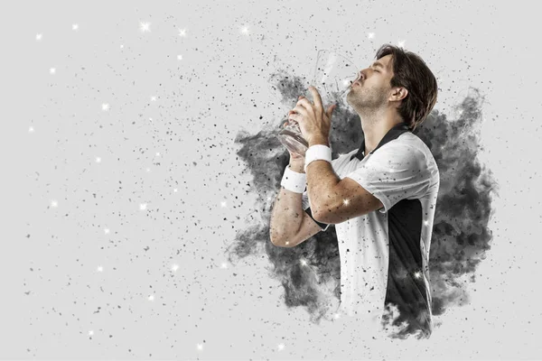 Duman bir patlama dışarı geliyor tenis oyuncusu .