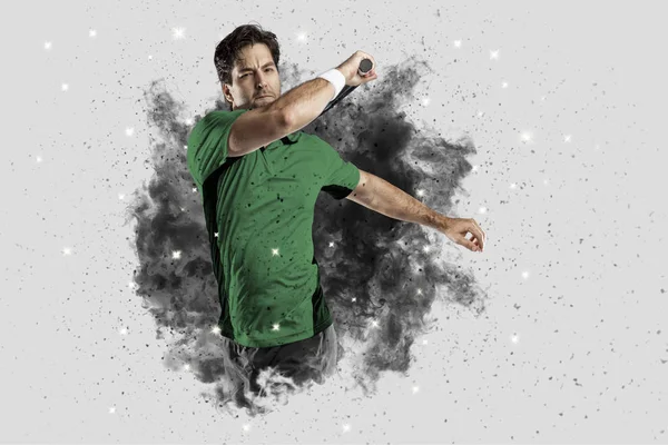 Duman bir patlama dışarı geliyor tenis oyuncusu .