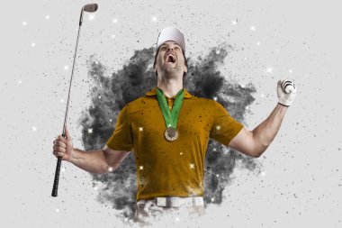 Golf oyuncu duman bir patlama dışarı geliyor