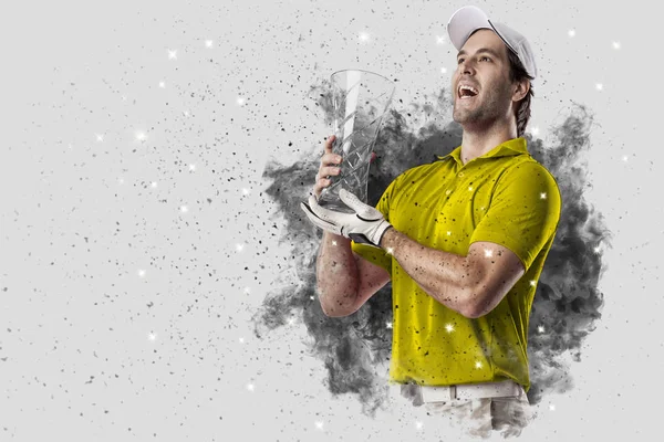 Golf oyuncu duman bir patlama dışarı geliyor