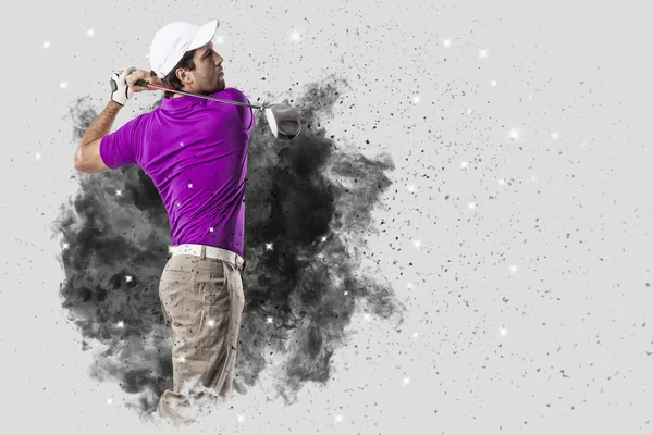 Игрок в гольф выходит из дымовой шашки — стоковое фото
