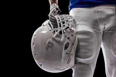 Futbolcu mavi bir üniforma ile