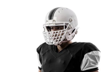 Futbolcu siyah üniforma ile