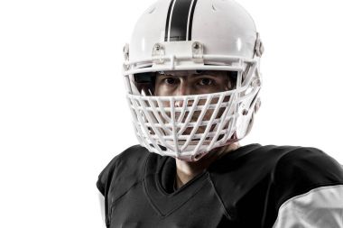 Futbolcu siyah üniforma ile