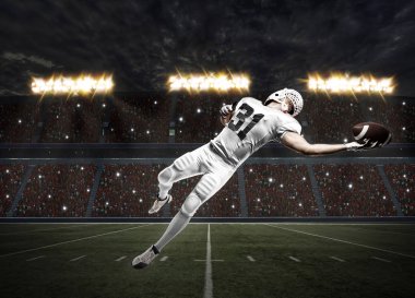 Beyaz üniforma futbolcu