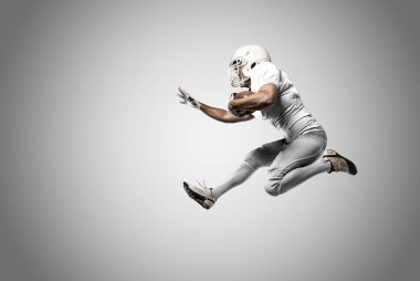 Beyaz üniforma futbolcu