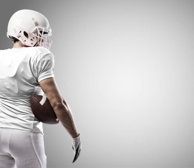 Beyaz üniforma futbolcu