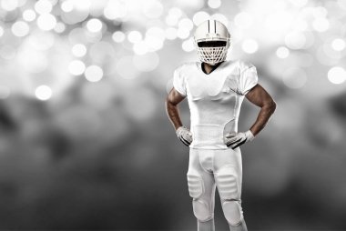 Beyaz üniforma futbolcu