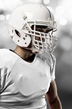 Beyaz üniforma futbolcu