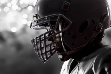 Beyaz üniforma futbolcu