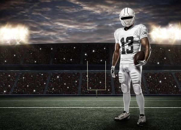 Beyaz üniforma futbolcu