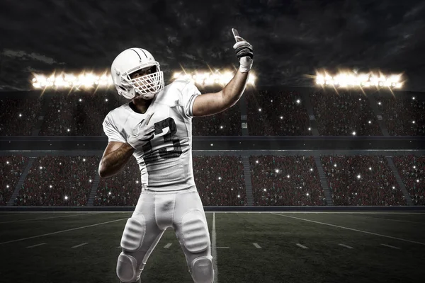 Beyaz üniforma futbolcu