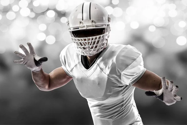 Beyaz üniforma futbolcu