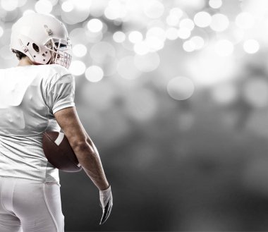 Beyaz üniforma futbolcu