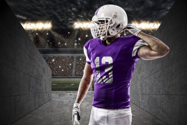 Futbolcu mor üniforması