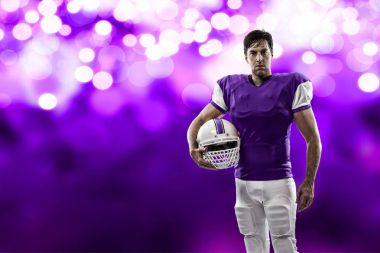 Futbolcu mor üniforması