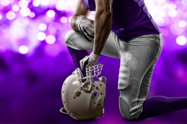 Futbolcu mor üniforması