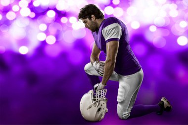 Futbolcu mor üniforması