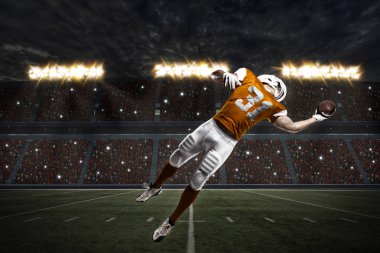 Futbolcu turuncu üniforması