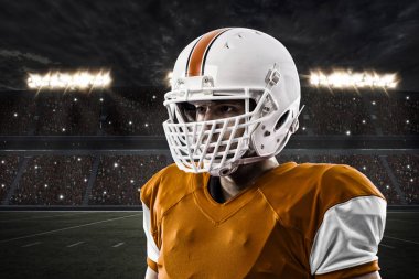 Futbolcu turuncu üniforması