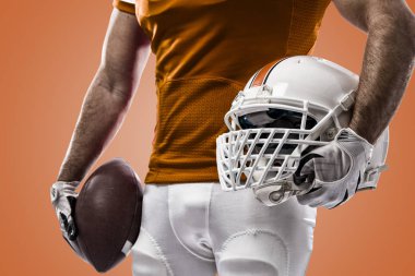 Futbolcu turuncu üniforması