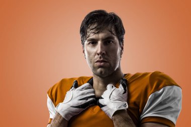 Futbolcu turuncu üniforması