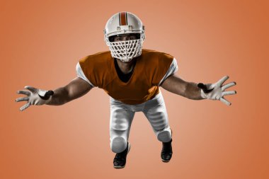 Futbolcu turuncu üniforması