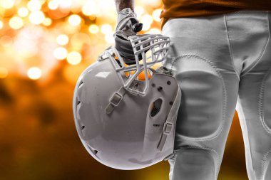 Futbolcu turuncu üniforması