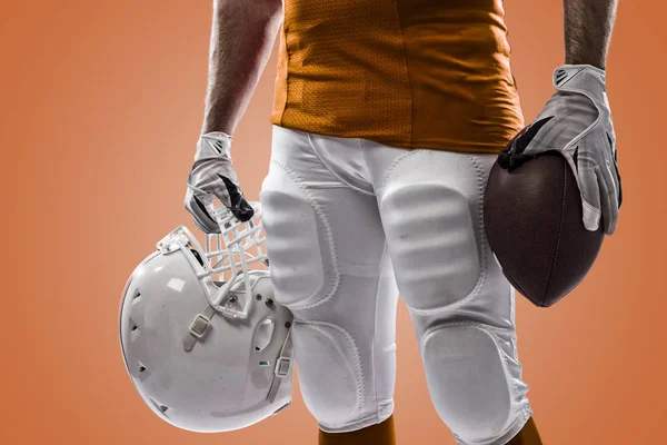 Futbolcu turuncu üniforması