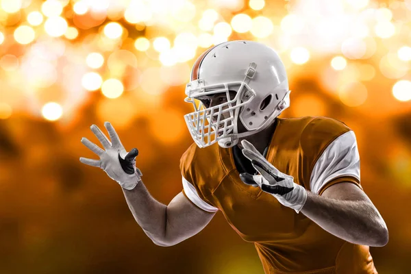 Futbolcu turuncu üniforması