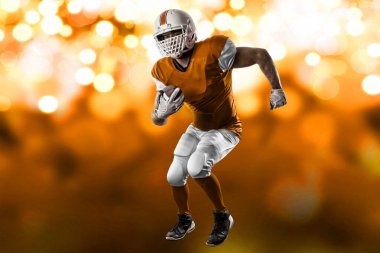 Futbolcu turuncu üniforması