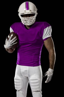 Futbolcu pembe üniforma ile