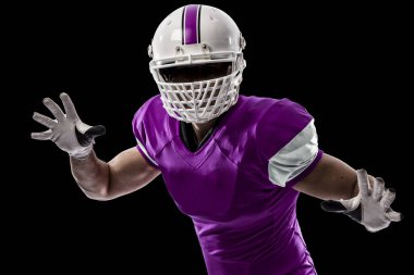 Futbolcu pembe üniforma ile