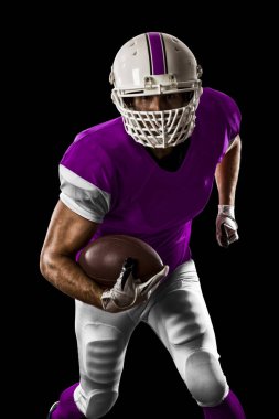 Futbolcu pembe üniforma ile