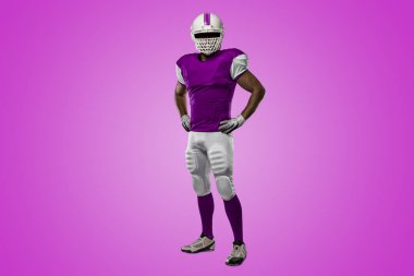 Futbolcu pembe üniforma ile