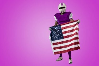 Futbolcu pembe üniforma ile