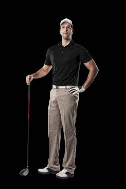 Golf oyuncu siyah gömlekli
