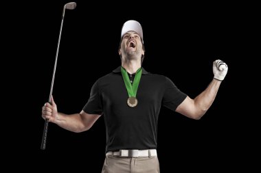 Golf oyuncu siyah gömlekli