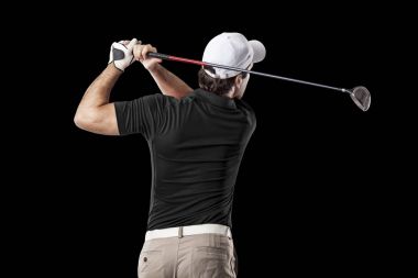 Golf oyuncu siyah gömlekli